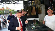 Jandarma Aydın Kent Meydanı'nda vatandaşla buluştu