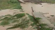 Kayseri Develi’de aniden bastıran sağanak hayatı felç etti