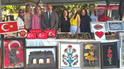 Köşk meydanında yılın emekleri sergileniyor