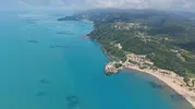 Bartın kıyılarında deniz ikiye bölündü