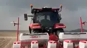 Tomarza kabak çekirdeği için tarlaya indi