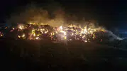 Tekirdağ'da kışlık saman stoku gece çıkan yangınla küle döndü