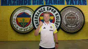 Dirk Kuyt Fenerbahçe’de yeni görevine başladı