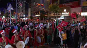Esenler 15 Temmuz şehitleri için 253 metrelik bayrakla yürüdü