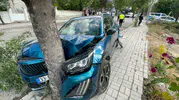 Karaman'da kavşak kazası Bir sürücü hastanelik oldu