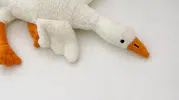 Çocukların gözdesi peluş kaz oyuncakları toplatılıyor
