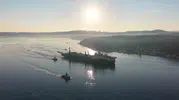 Dev boru döşeme gemisi Castorone İstanbul Boğazı’nı geçti