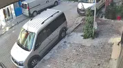 Kağıthane’de çocukların yaktığı lastik yangını mahalleyi dumana boğdu