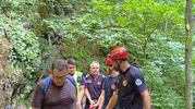 Oylat Şelalesi'nde kaza 3 metre yükseklikten düştü