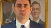 Flaş karar: CHP defterini kapattı, rotasını Özgür Özel'e çevirdi