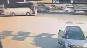 Denizli'de telefonunu almak için yola çıkan şoföre midibüs çarptı