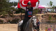 Oğuz Alper Öktem atlı dayanıklılıkta milli formayı giyiyor