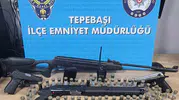 Sosyal medyada silah paylaşan iki kişi yakalandı