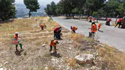 Şairler Tepesi gönüllülerle temizlendi