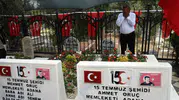 İkizlerini 15 Temmuz'da kaybeden babadan vatan vurgusu
