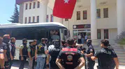 Afyonkarahisar minibüs durağındaki cinayet sonrası 18 şüpheli adliyede