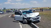 Konya Seydişehir yolunda otomobiller çarpıştı 5 kişi hastaneye kaldırıldı