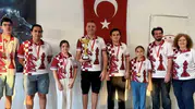 Yunusemre Belediyespor satrançta zirveye yerleşti