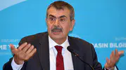 Bakan Tekin'den okullarda yeni strateji: Hizmet alımı modeli geri dönüyor