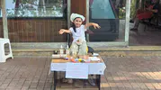 İznikli minik Hüma hayali olan Japonya gezisi için tezgah açtı