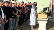 Kırklareli'de vahşetin ardından küçük Öykü annesinin yanına defnedildi