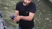 Malatya’da bir vatandaş kanaldan kurtardığı güvercine yuva oldu