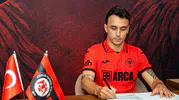 Çorum FK savunma hattını tecrübeli bir isimle güçlendirdi