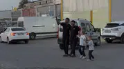 Eskişehirli ustalar işi gücü bırakıp halay çekti