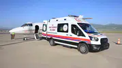 Hacda rahatsızlanan 70 yaşındaki kadın ambulans uçakla yurda getirildi