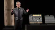 Jensen Huang’ın deri ceketi açık artırmada bir servete satıldı