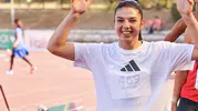 Milli sporcu Esra Bayrak dünya sıralamasında zirveye göz kırptı