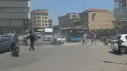Salihli'de trafikteki otomobil aniden alevlere teslim oldu