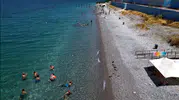 Van Gölü kıyısında serinlemek isteyenlerin yeni adresi Mollakasım