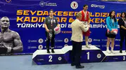 Sivaslı genç boksör Ecrin Türkiye ikincisi oldu
