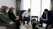 Depremde ailesini kaybeden Yusuf’a dedesi siper oldu