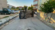 Karaman'da kontrolden çıkan otomobil yan yattı