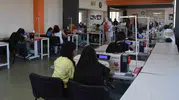 Gaziantepli çocuklar yaz tatilinde kendi kalemliklerini dikiyor