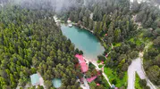 Temmuz ortasında mont giydiren kaçış noktası