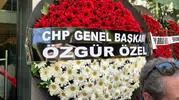 Cenaze töreninde dikkat çeken ayrım: Kılıçdaroğlu'nun çelengi alındı mı
