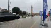 Çorum’da yağmur trafiği felç etti