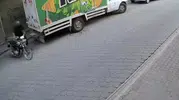 Kızıltepe'de motosiklet hırsızlığı güvenlik kamerasına takıldı