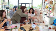 Başiskeleli kadınlar modayı yakalayıp ev ekonomisine destek veriyor