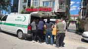 Ihlamur toplarken ağaçtan düşen yaşlı adam evinde ölü bulundu