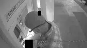 İzmir’de ATM’nin iade ettiği parayı alıp kaçtı