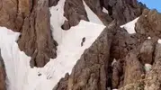 Tunceli dağlarında yaz ortasında şaşırtan görüntü
