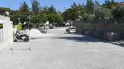 Kuşadası sokaklarında asfalt ve altyapı yenileme mesaisi