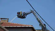 Pendik’te tadilat yapılan çatı katı alevlere teslim oldu