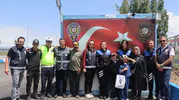 Erzurum trafiğinde minik polis Esila mesaisi