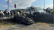Bartın'da trafik kazası Otomobil bahçeye uçtu