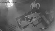 Karaman'da yardım kumbarasını hedef alan hırsız güvenlik kamerasında